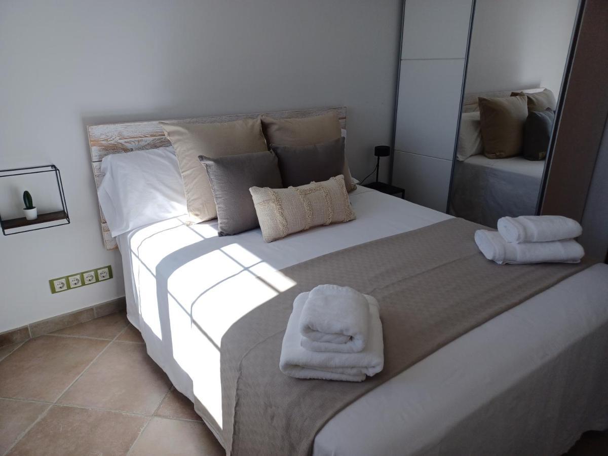 Piscina De Sal Barbacoa Wifi, Parking Gratis, 3 Min Pga Casa El Roble Villa Girona Exterior photo