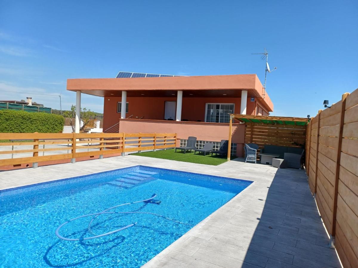 Piscina De Sal Barbacoa Wifi, Parking Gratis, 3 Min Pga Casa El Roble Villa Girona Exterior photo